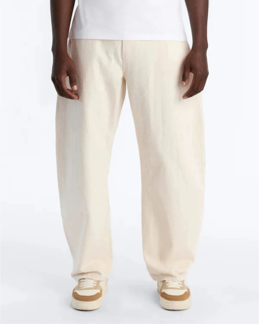 Novamen Men's Cream Barrel Fit Denim Jeans