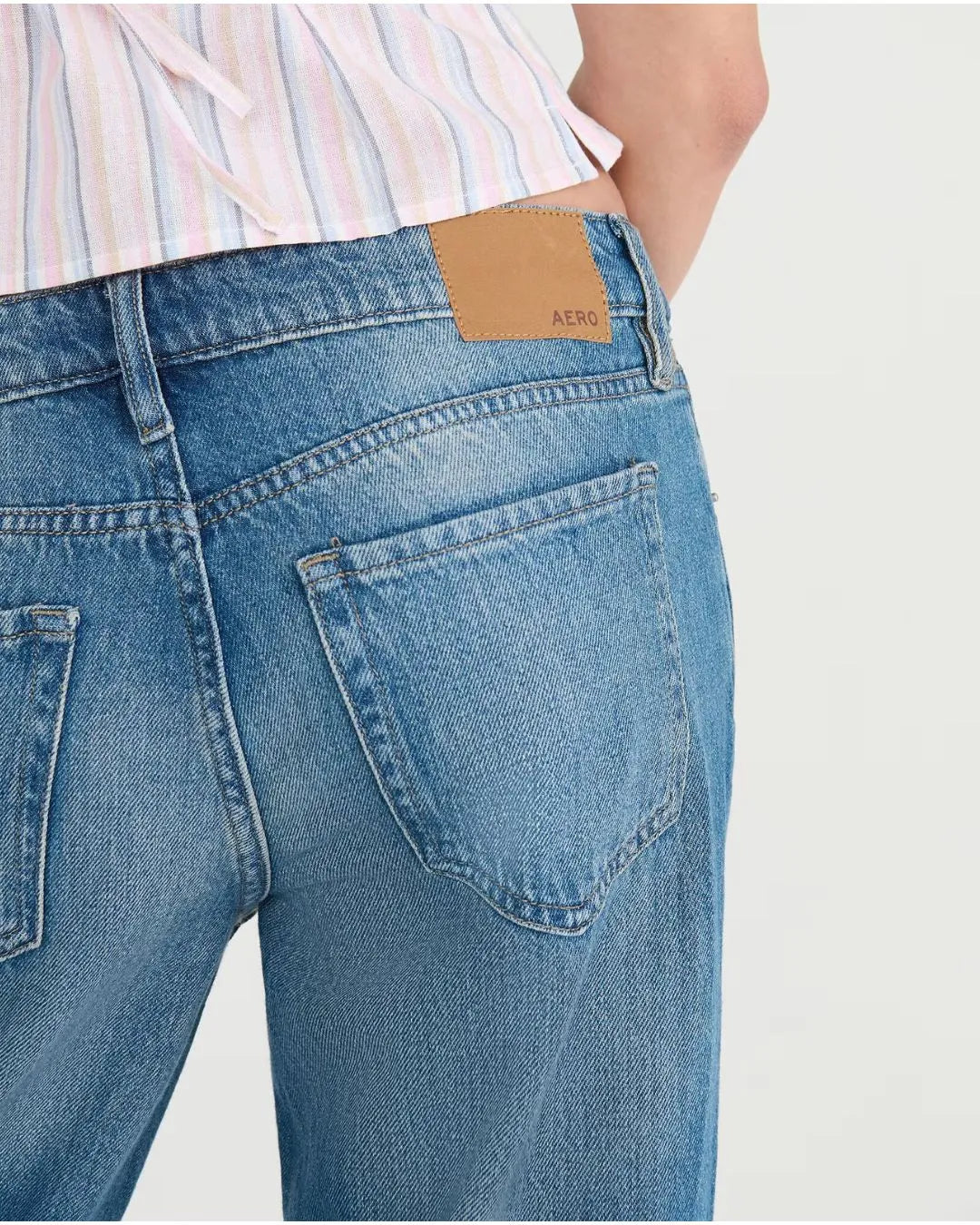 Aeropostale Women Low Rise Baggy Fit Jeans Dark Wash