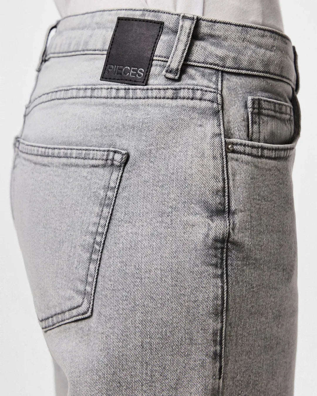 Pieces Wide Leg Light Grey Denim Jeans