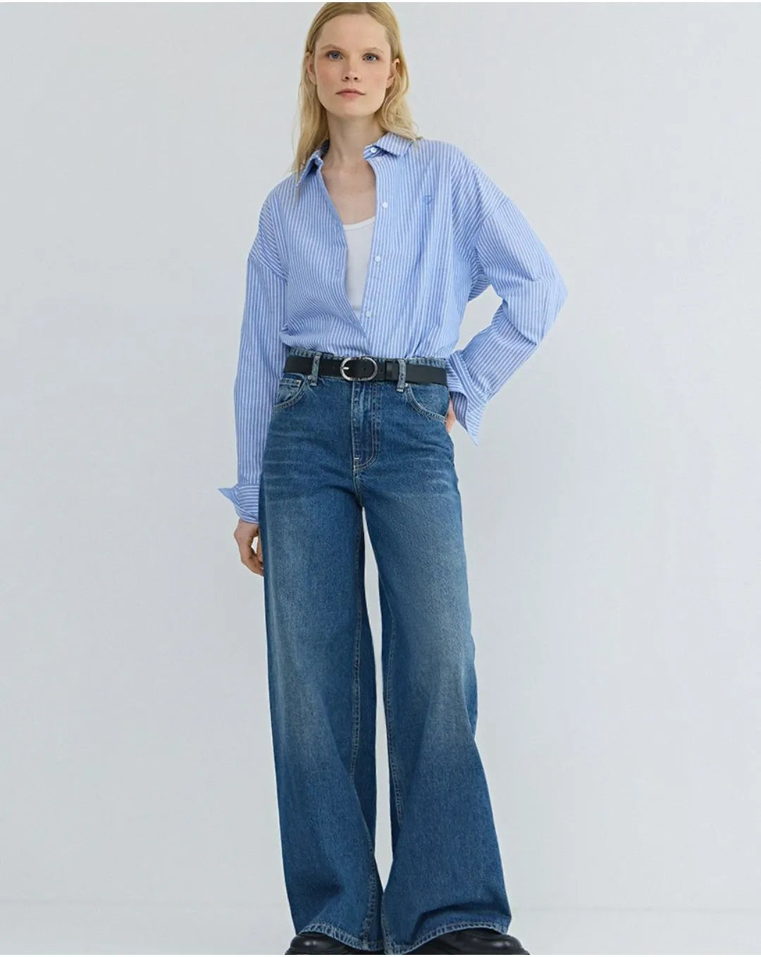 Woman Ostin Super Wide Leg Denim Dark Blue Color