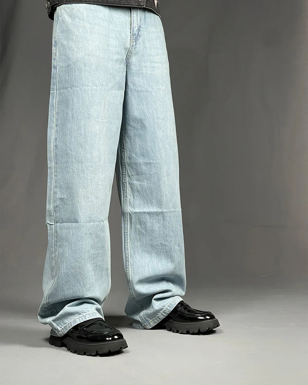 Pull&Bear Baggy Fit Sky Blue Jeans