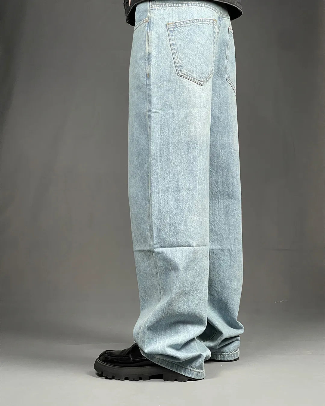 Pull&Bear Baggy Fit Sky Blue Jeans