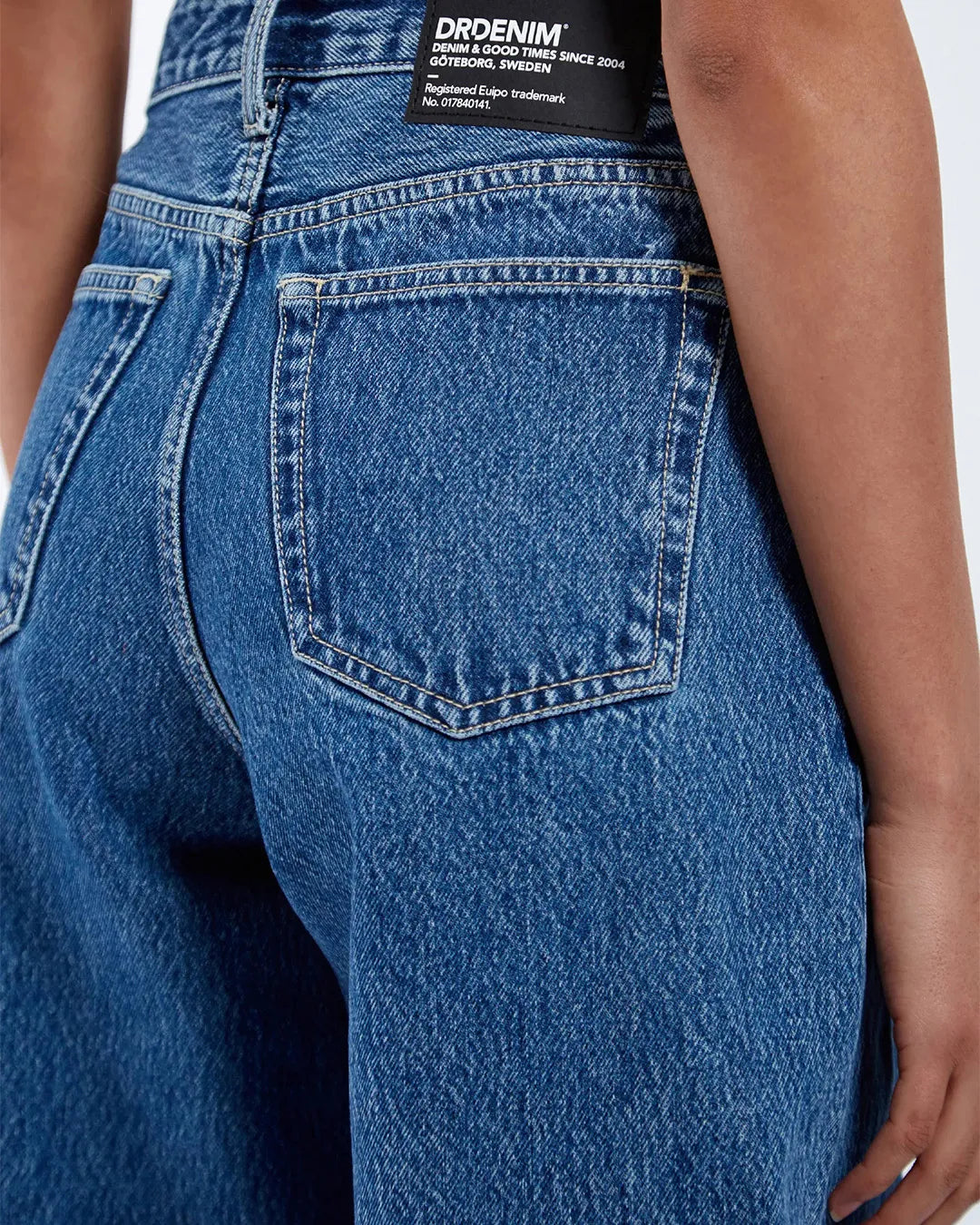 Women's Dr.Denim Mid-Waist Barrel Leg Jeans