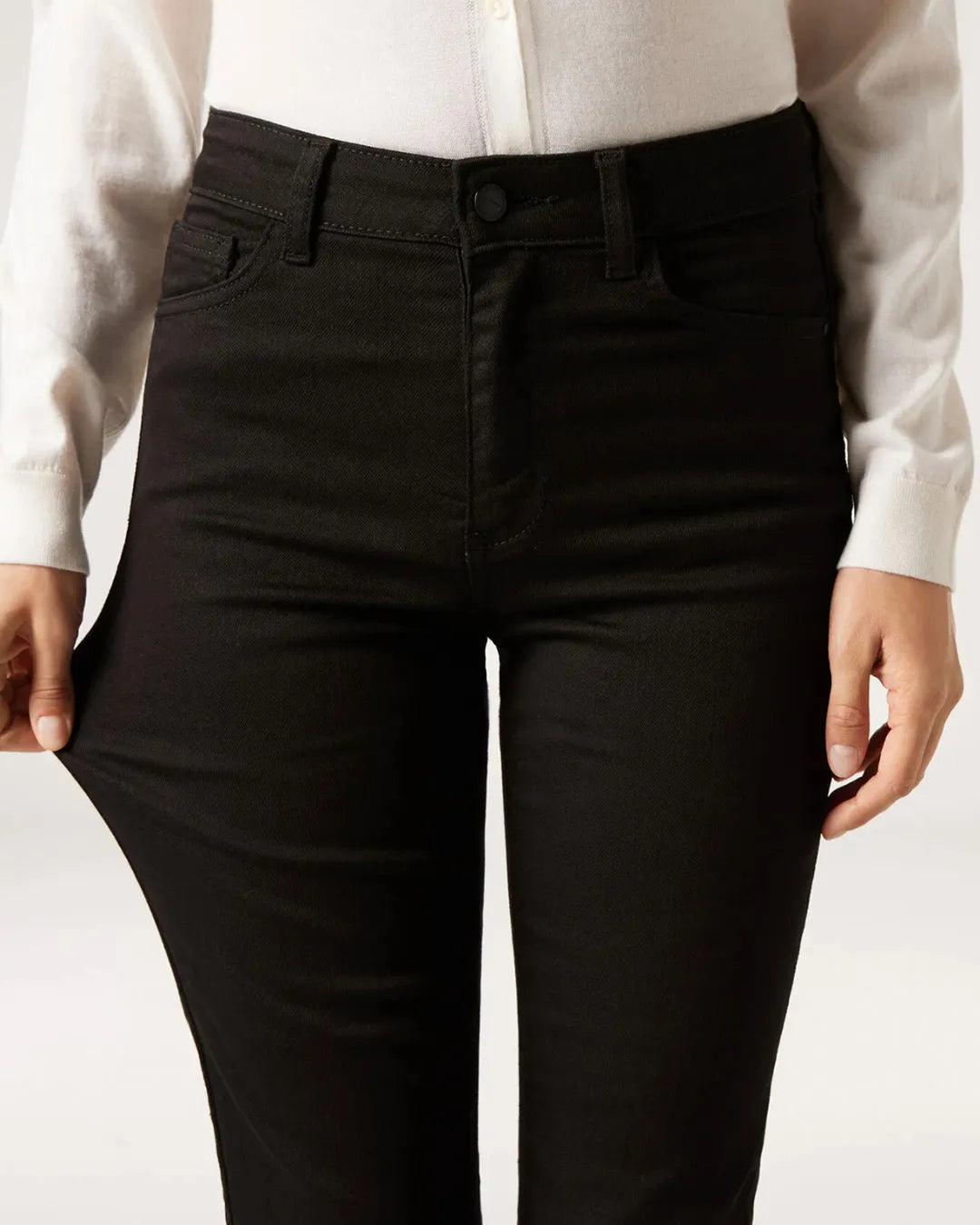 Calzedonia Women's Black Flared Stretch Jeans