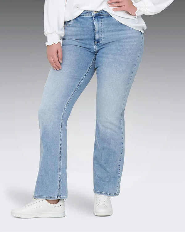 Only & Sons Carmakoma High Waist Flared Fit Jeans