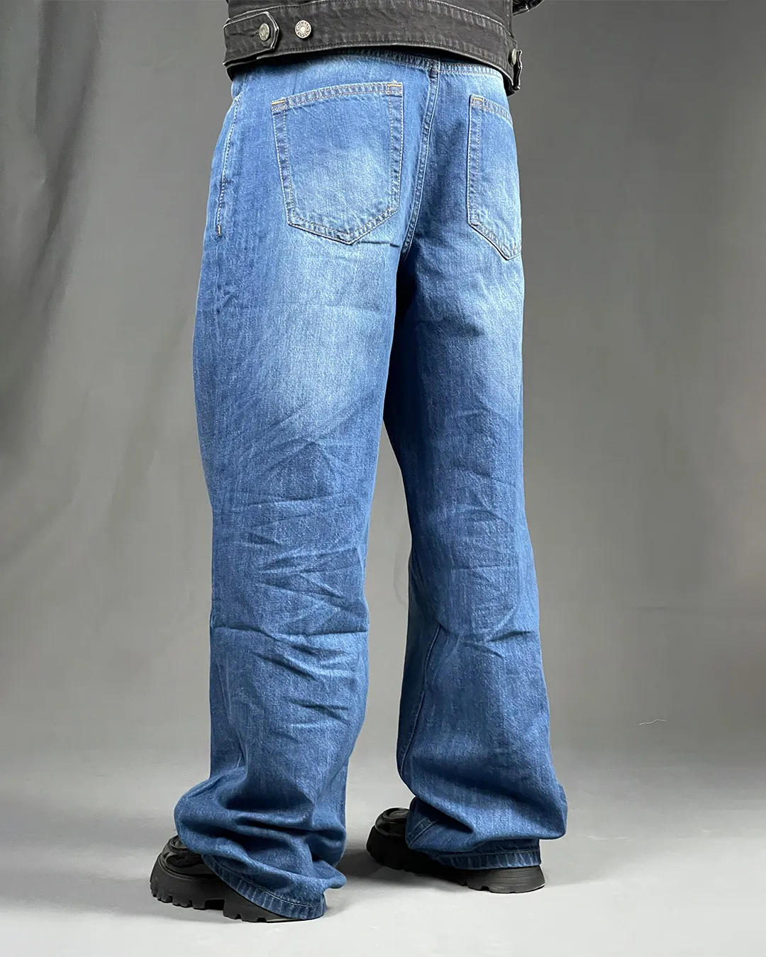 Pull&Bear Baggy Ice Blue Jeans - Image 4