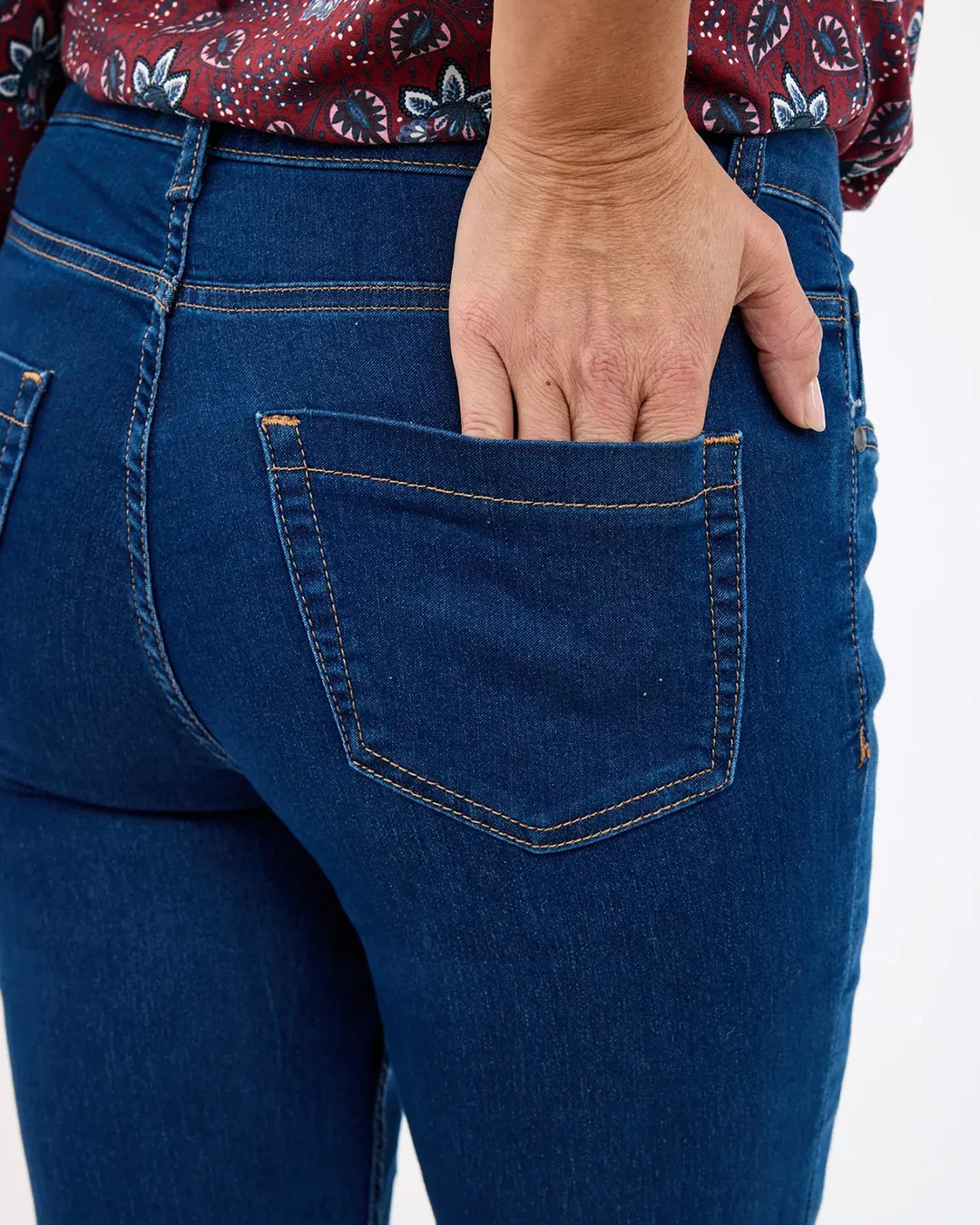 Jensen Mom Slim Jeans for Women - Image 3