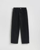 Womens Berral high waisted baggy fit jeans in classic black offer relaxed comfort and modern style. A versatile wardrobe essential designed for effortless everyday wear.